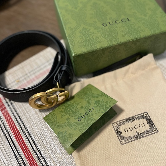 Gucci - GG Marmont leather belt with shiny buckle - Picture 8 of 9